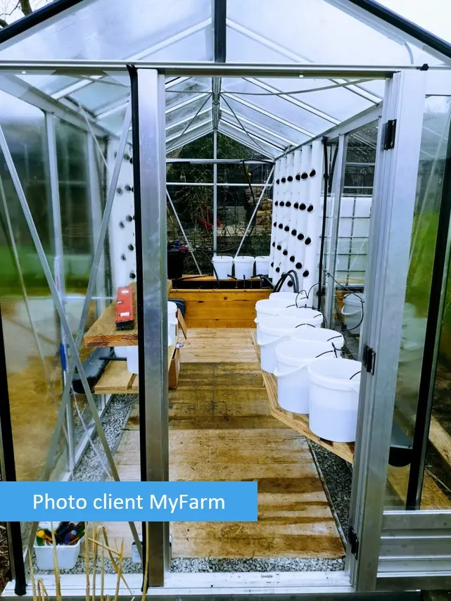 Serre automatisée aquaponique myFarm à Gembloux