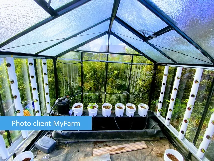 Serre automatisée aquaponique myFarm à Harzé